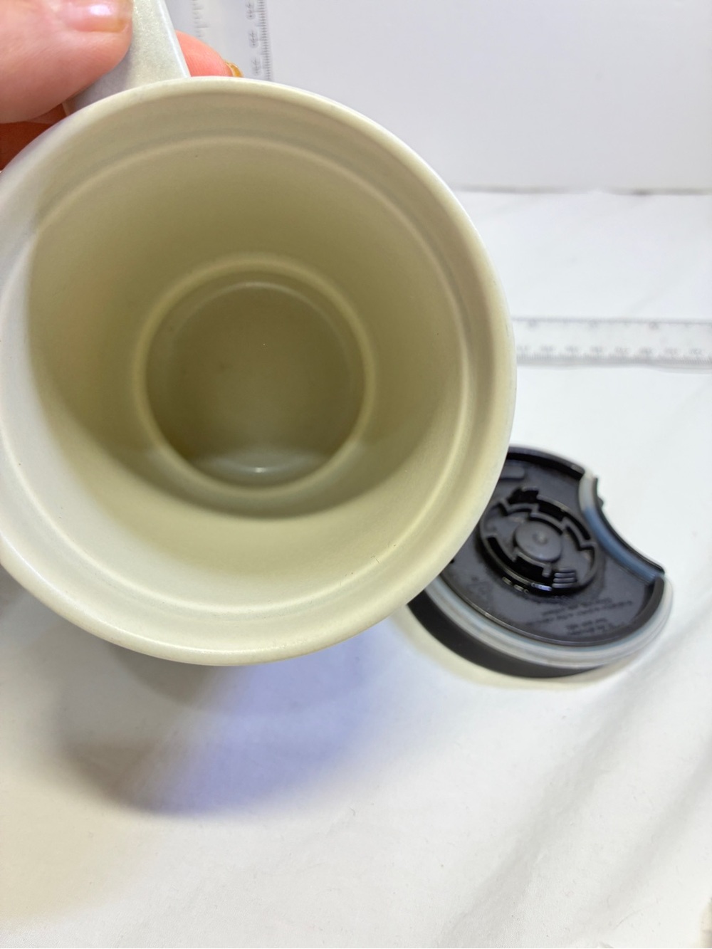 Starbucks 2024 White Grey Speck Stone Ceramic Mug Rubber Bottom & Lid 14oz. - Picture 5 of 10